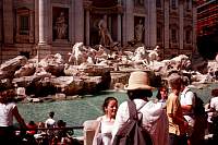 e_fontana_di_trevi.jpg','573','384','Klicka på bildern för att stänga fönstret','#FFCCFF','hug image','0');return document.MM_returnValue